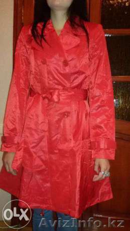  Красный демисезонный плащ - Изображение #1, Объявление #1508035