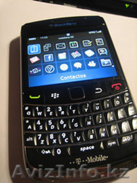 Продаю: 4G Apple iPhone (32GB)/Apple iPAD 3G (64GB) Wi-Fi/HTC Evo 4G/ - Изображение #1, Объявление #62757